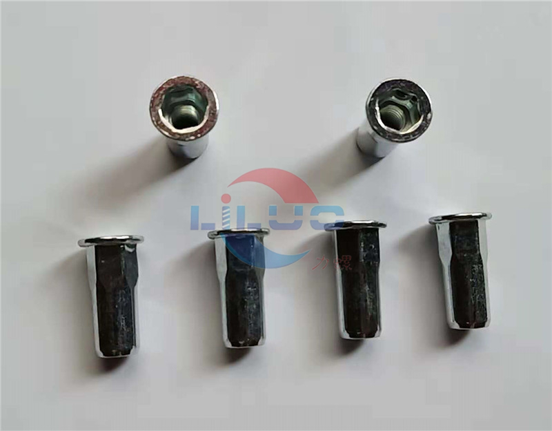 定製草莓视频在线观看网站